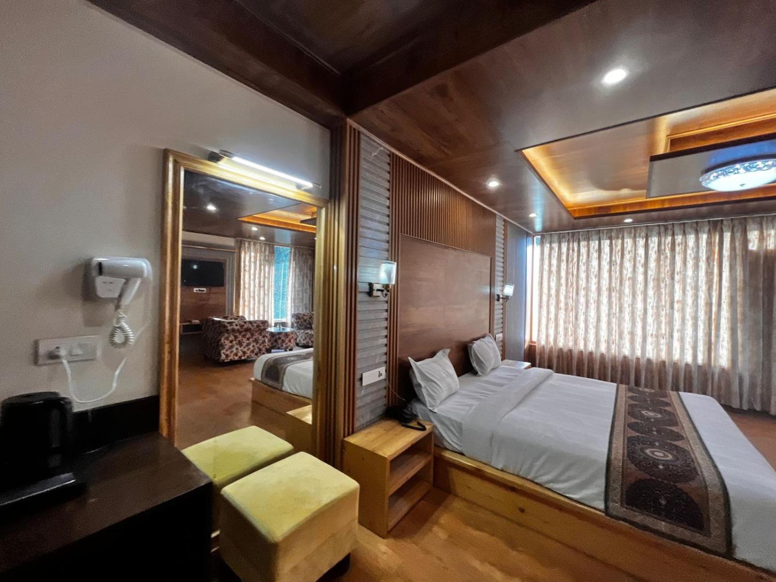 Himalayan Resort, - !! Riverside !! Big Garden With Bonfire !! Guest Preferred !! Scenic River & Mountain View !! Big Parking !! Luxury Balcony !! Playing Zone !! Of The Year * Manali (Himachal Pradesh)