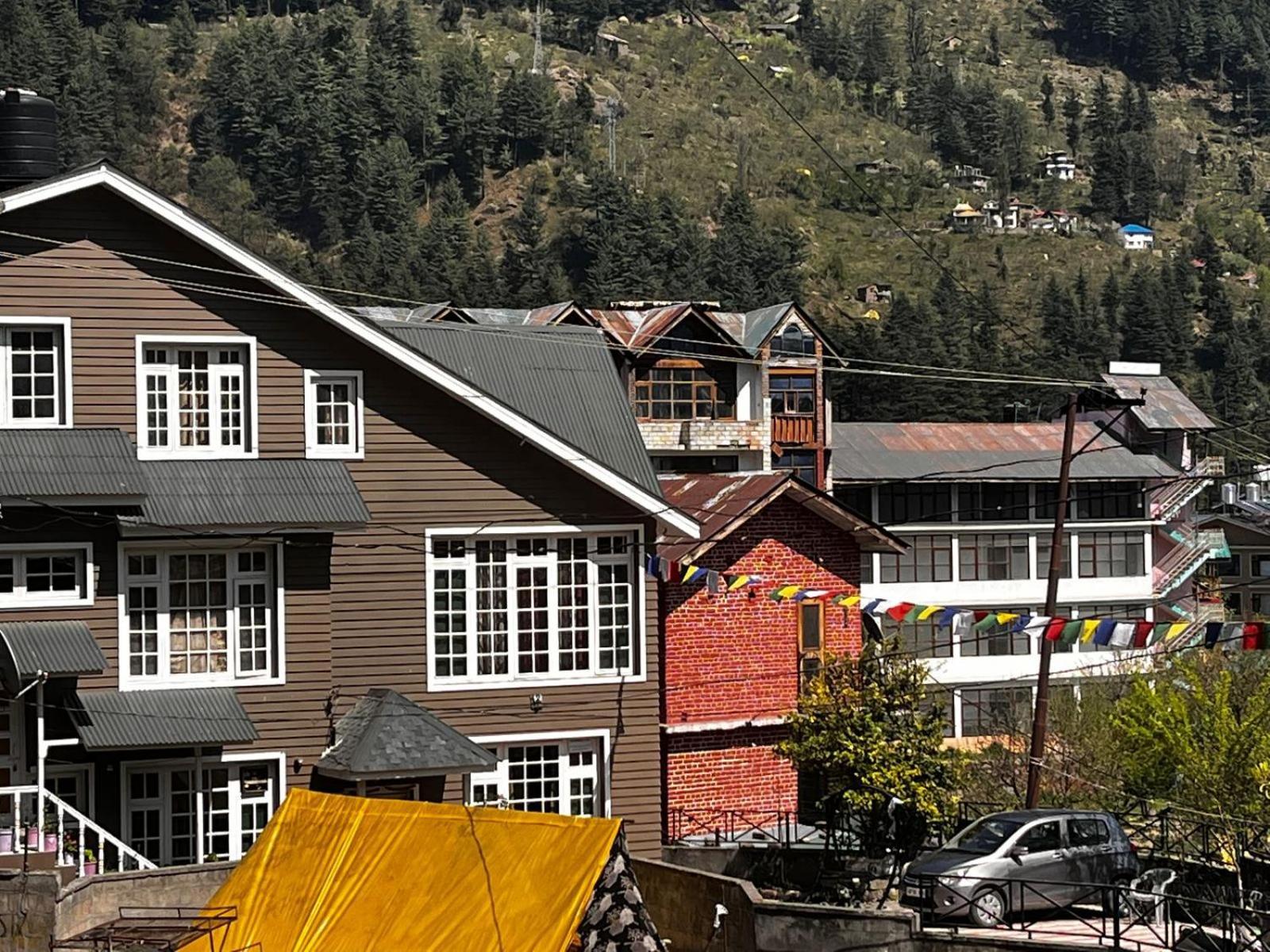 Himalayan Resort, - !! Riverside !! Big Garden With Bonfire !! Guest Preferred !! Scenic River & Mountain View !! Big Parking !! Luxury Balcony !! Playing Zone !! Of The Year Hotel
