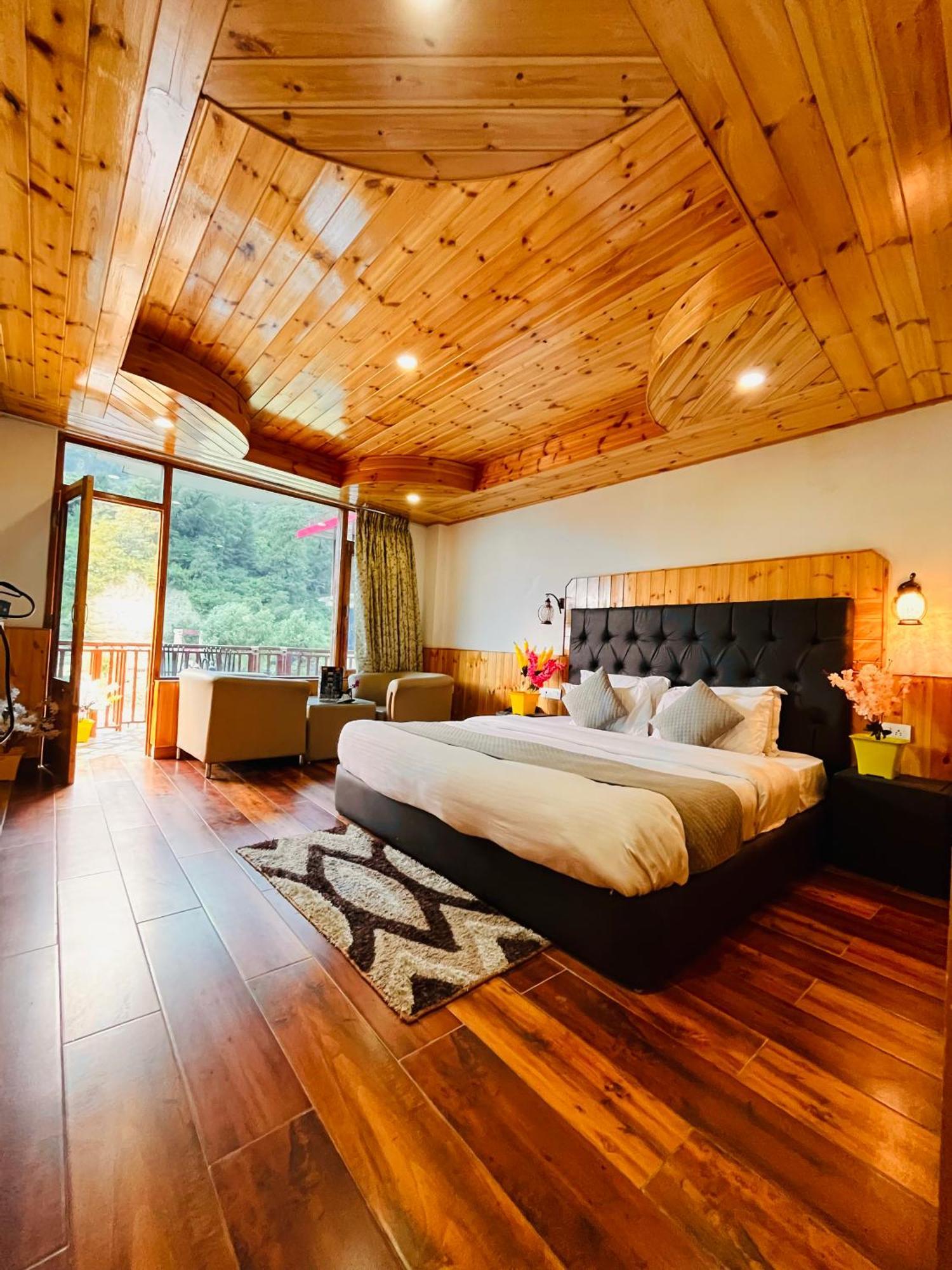 Hotel Himalayan Resort, - !! Riverside !! Big Garden With Bonfire !! Guest Preferred !! Scenic River & Mountain View !! Big Parking !! Luxury Balcony !! Playing Zone !! Of The Year