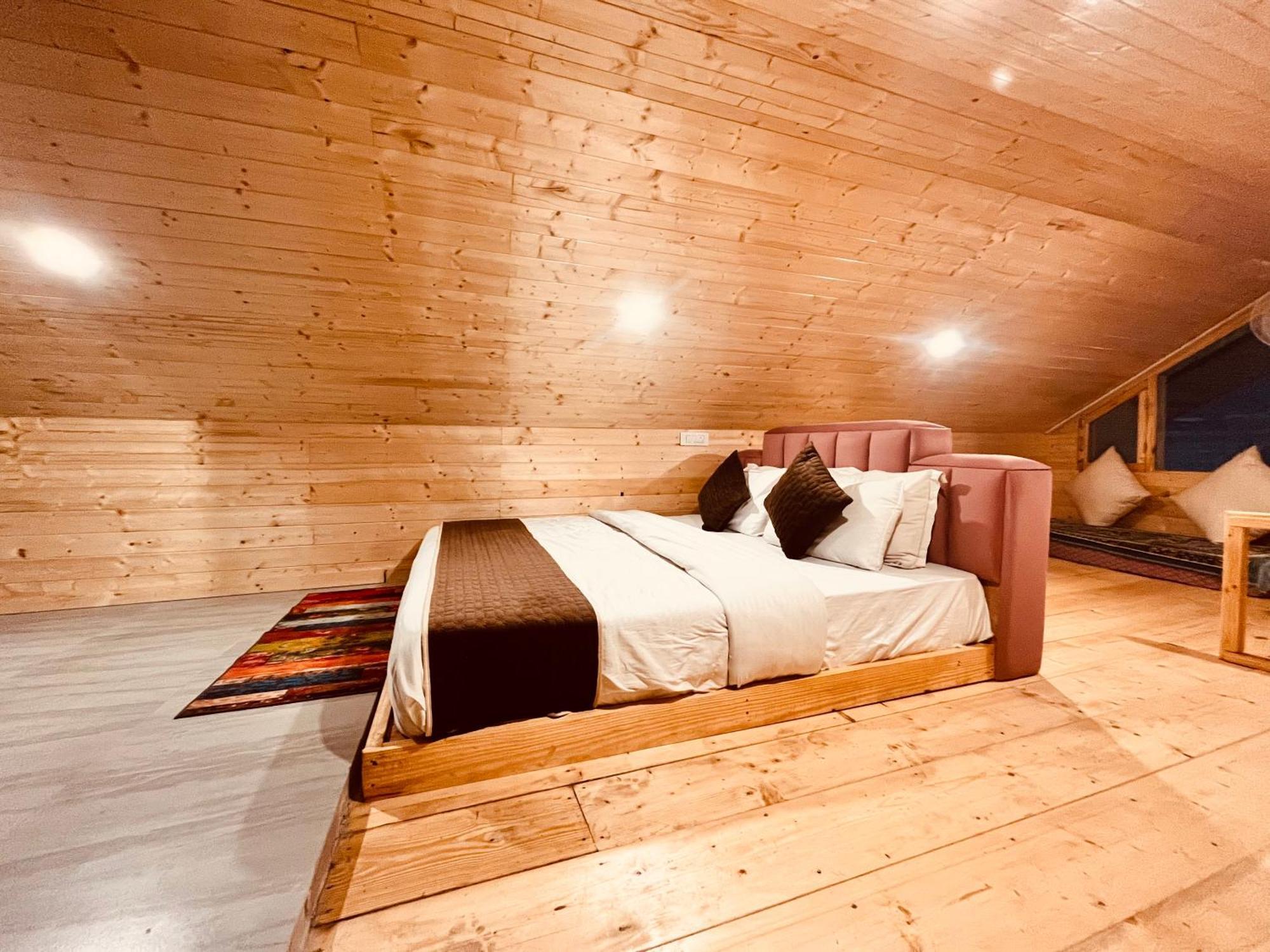 Himalayan Resort, - !! Riverside !! Big Garden With Bonfire !! Guest Preferred !! Scenic River & Mountain View !! Big Parking !! Luxury Balcony !! Playing Zone !! Of The Year Manali (Himachal Pradesh)